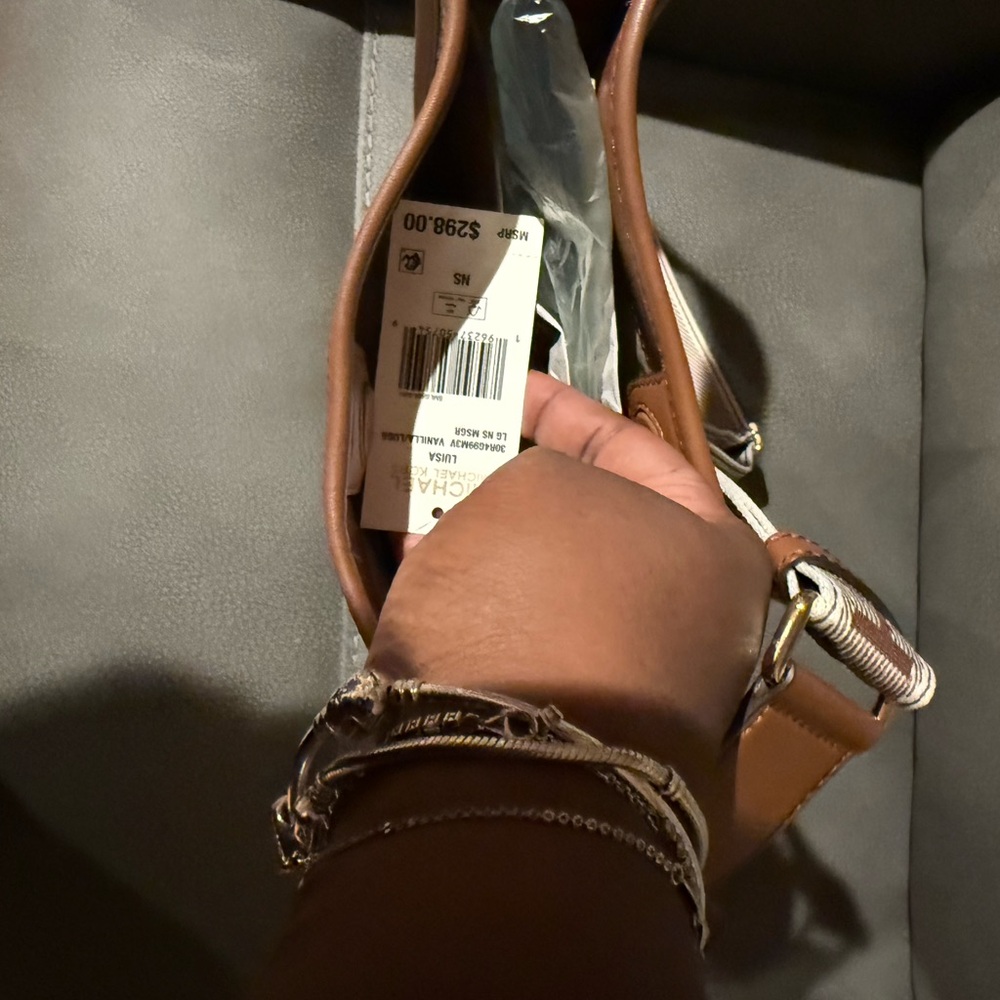 Michael Kors Cream and Brown Crossbody Bag - Picture 5 of 6